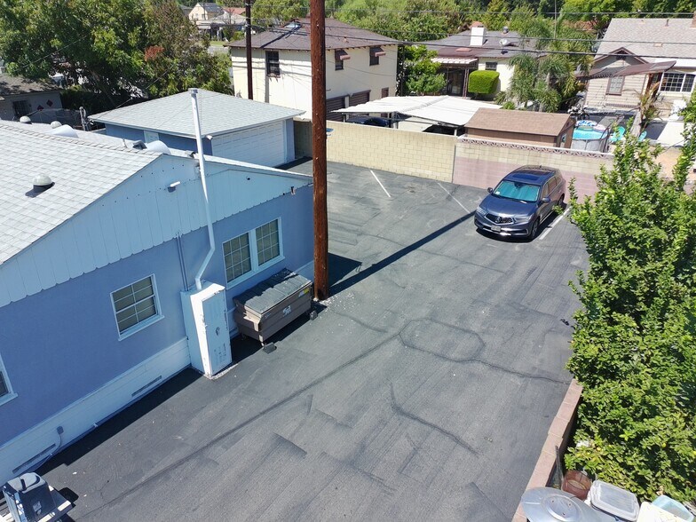 More Photos Of 209 E I St, Ontario Office Residential For Sale