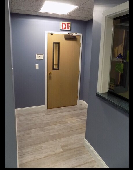 More Photos Of 111 Simsbury Rd, Avon Medical For Lease