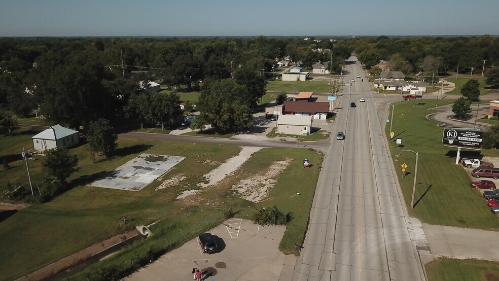 More Photos Of 1303 East St, Iola Land For Sale