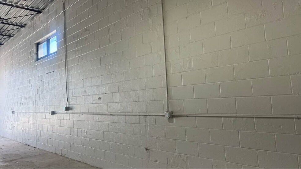 More Photos Of 6287 Lear Nagle Rd, North Ridgeville Warehouse For Lease