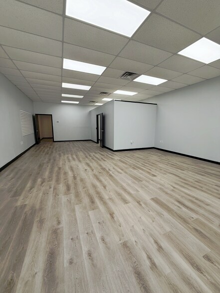 More Photos Of 4421 Glenwood Pky, Decatur Unknown For Lease