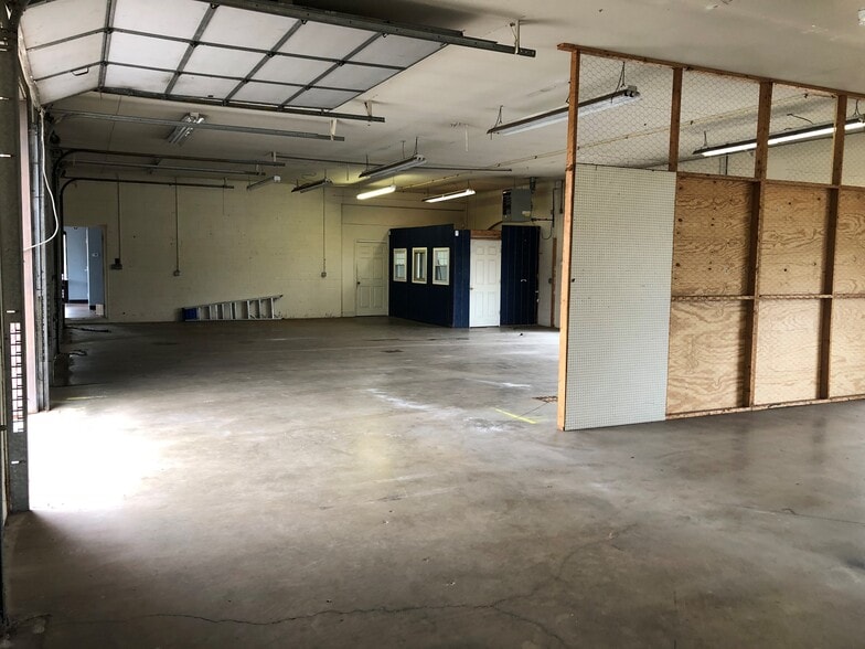 More Photos Of 10817 Courthouse Rd, Fredericksburg Storefront Retail Office For Lease