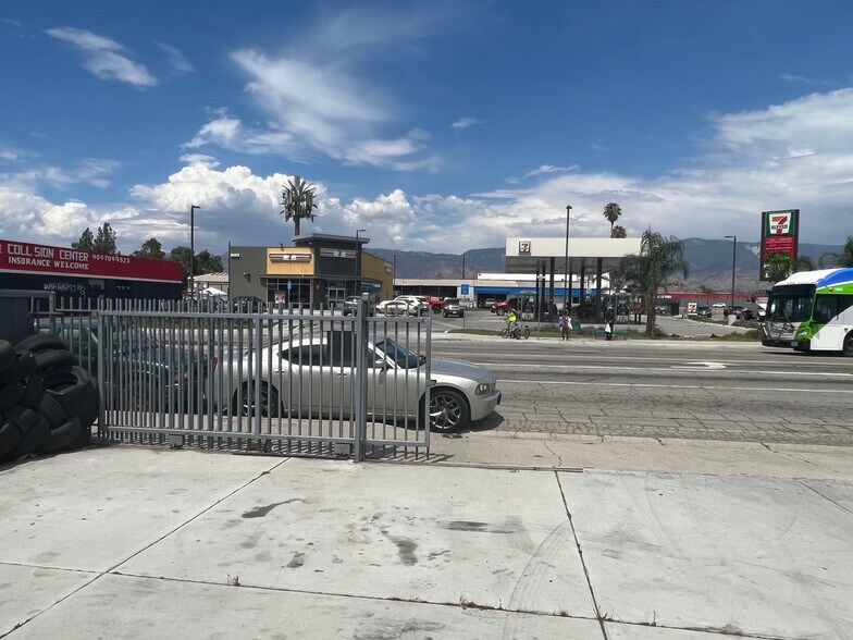More Photos Of 291 E 5th St, San Bernardino Service Station For Sale
