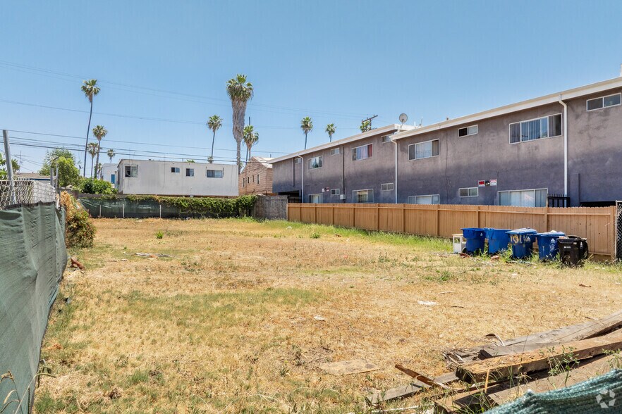 More Photos Of 1420 S Cochran Ave, Los Angeles Land For Sale
