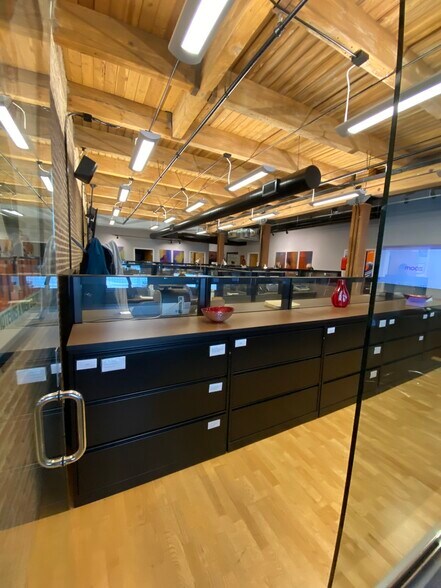 More Photos Of 216 S Jefferson St, Chicago Loft Creative Space For Sale