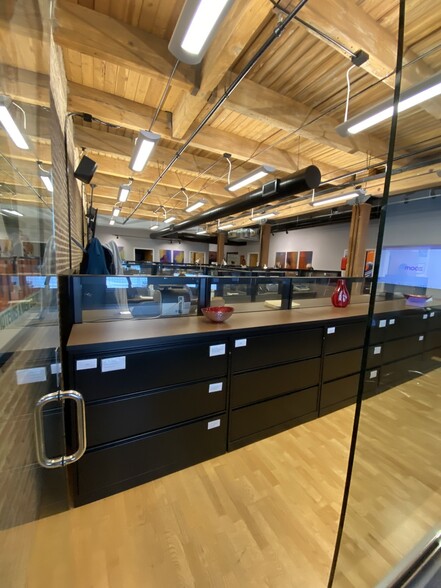 More Photos Of 216 S Jefferson St, Chicago Loft Creative Space For Sale
