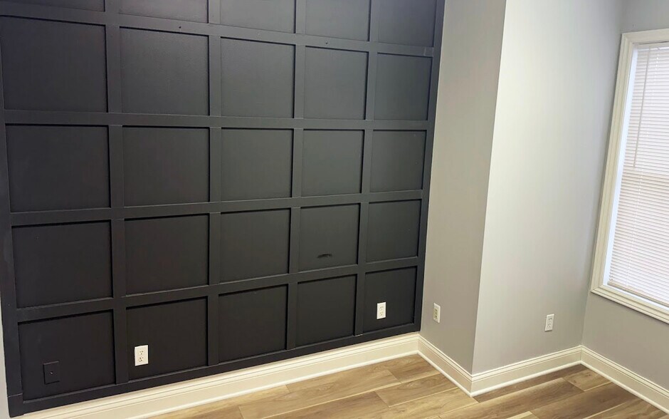 More Photos Of 8155 Annsbury Dr, Utica Office For Lease