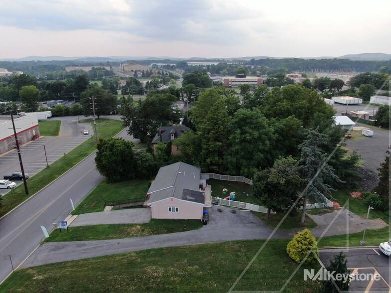 More Photos Of 509A Madison Ave, Reading Daycare Center For Sale