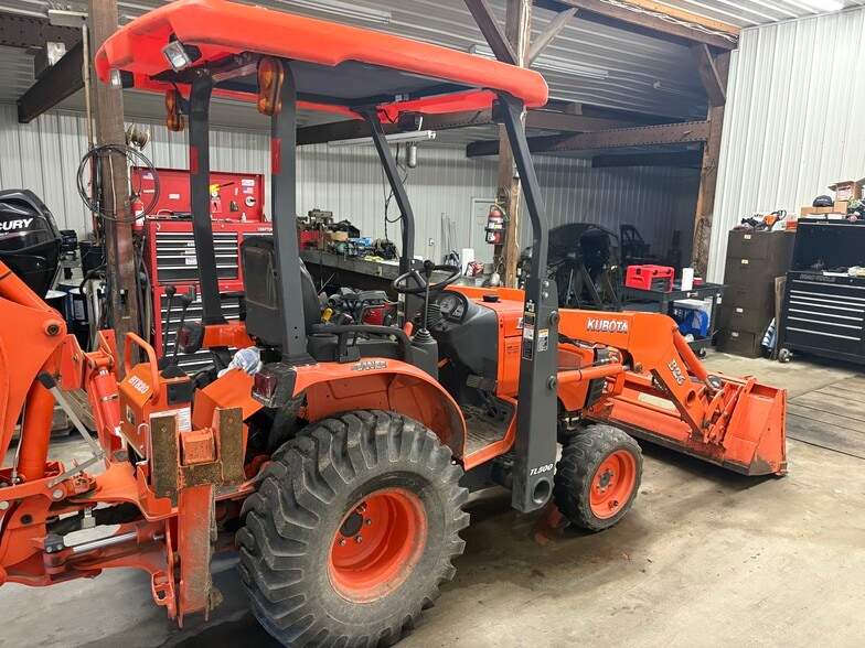 More Photos Of 2745 Shadyside Rd, Findley Lake Marina For Sale