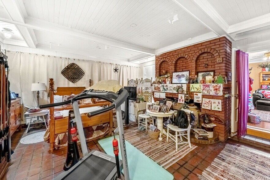 More Photos Of 2716 Riverview Dr, Melbourne Apartments For Sale