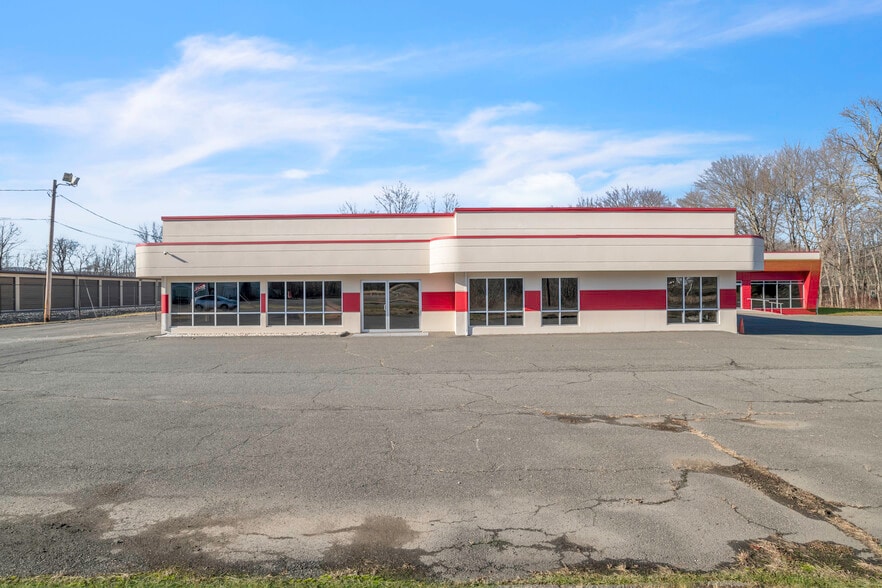 More Photos Of 253 Greenfield Rd, South Deerfield Auto Dealership For Sale