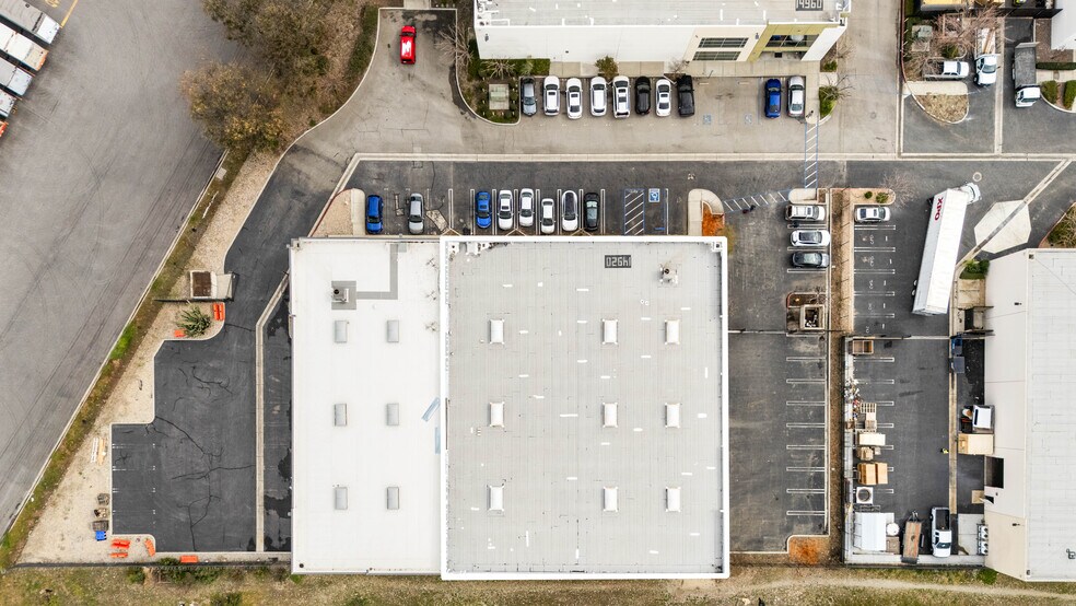 More Photos Of 14920 Hilton Dr, Fontana Warehouse For Lease