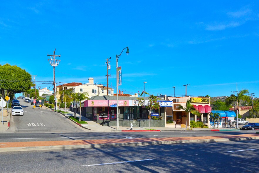 More Photos Of 3601-3617 E Coast Hwy, Corona Del Mar Unknown For Lease