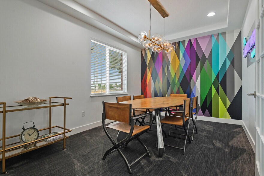 More Photos Of 6691-6715 S 1300 E, Salt Lake City Office For Sale