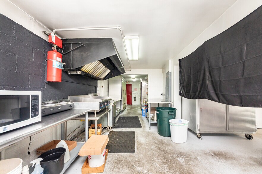 More Photos Of 2035 James Monroe hwy, Colonial Beach Racetrack For Sale