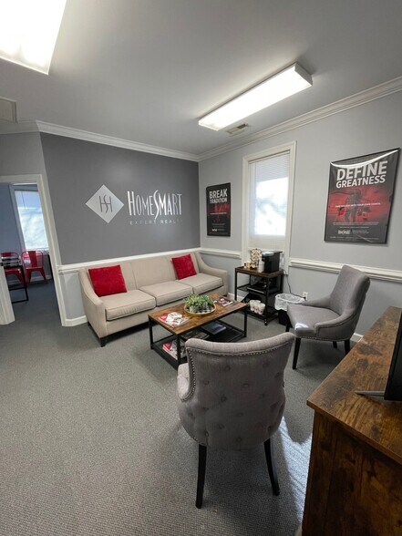 More Photos Of 527 Keisler Dr, Cary Office For Lease