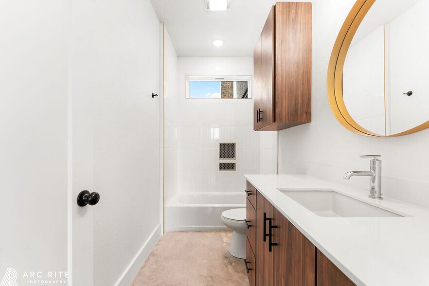 More Photos Of 2303 Toledo-4509 22nd Pl, Lubbock Specialty For Sale