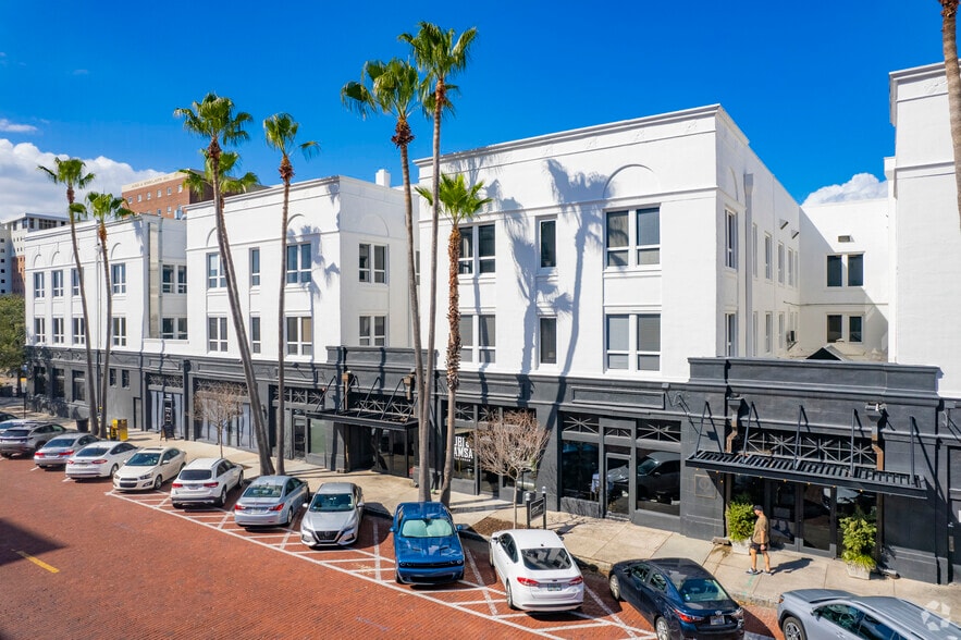 More Photos Of 442 W Kennedy Blvd, Tampa Office For Lease