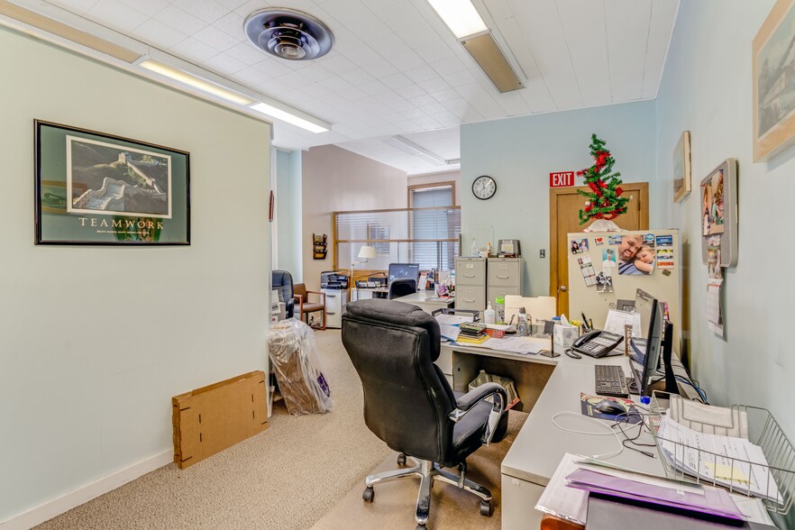 More Photos Of 115 Chestnut St, Philadelphia Office For Lease