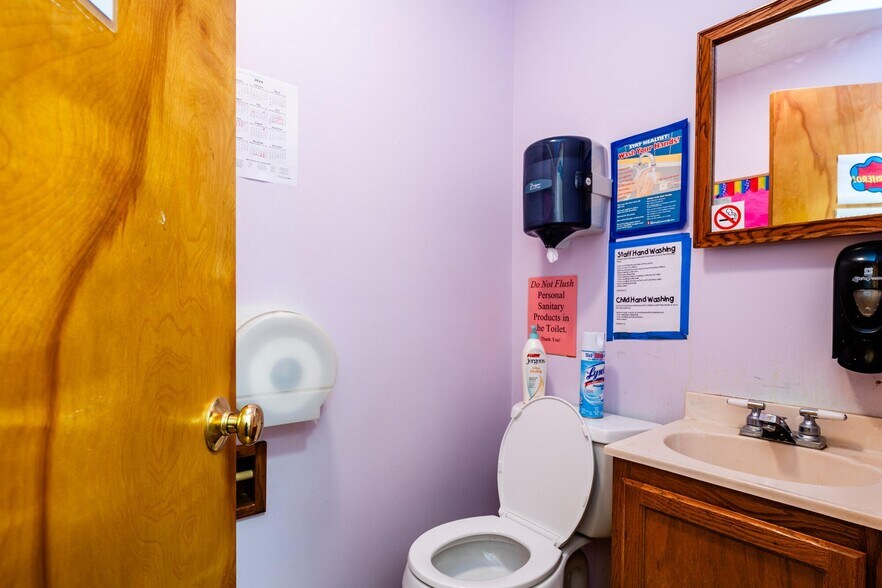 More Photos Of 3419 Hollywood Rd, Saint Joseph Daycare Center For Sale