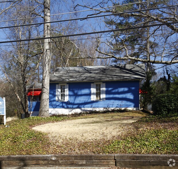 More Photos Of 2004 Cliff Valley Way NE, Atlanta Medical For Sale