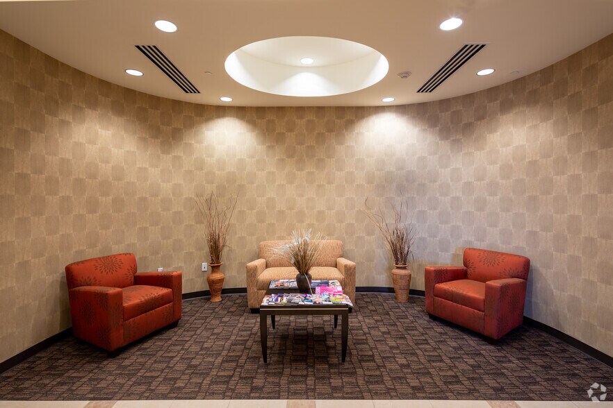 More Photos Of 3330 Preston Ridge Rd, Alpharetta Medical For Lease