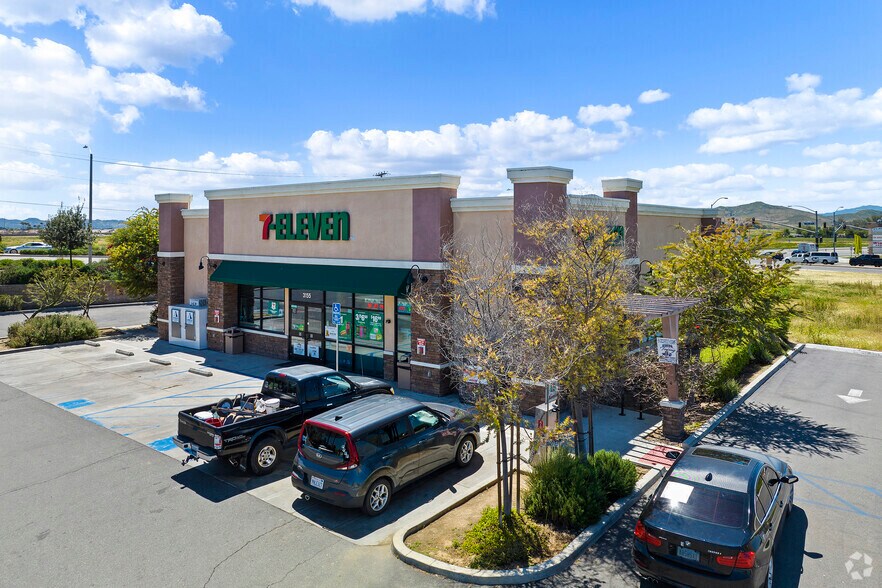 More Photos Of 3150 N Case Rd, Perris Land For Lease