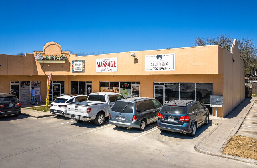 Primary Photo Of 10203 Culebra Rd, San Antonio Unknown For Lease
