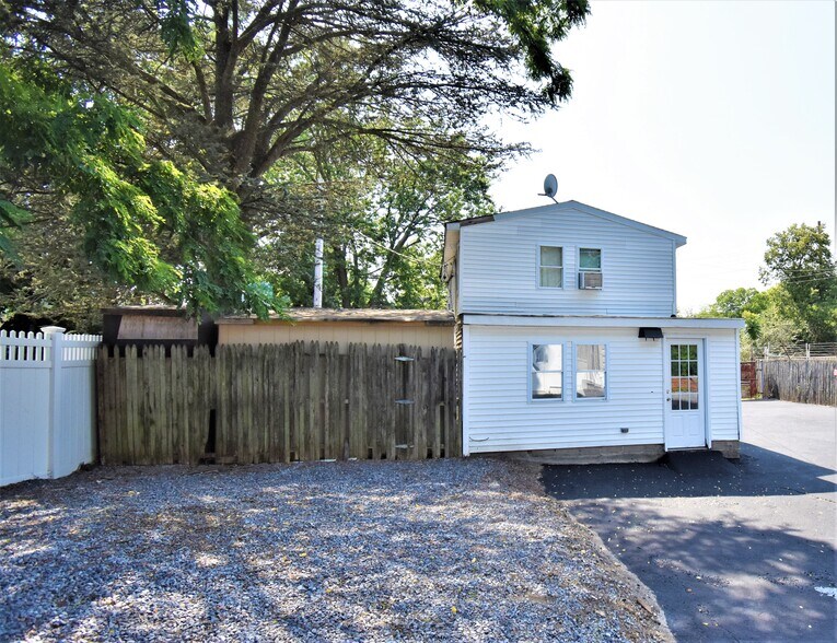 More Photos Of 1241 Coes Neck Rd, North Baldwin Auto Salvage Facility For Sale