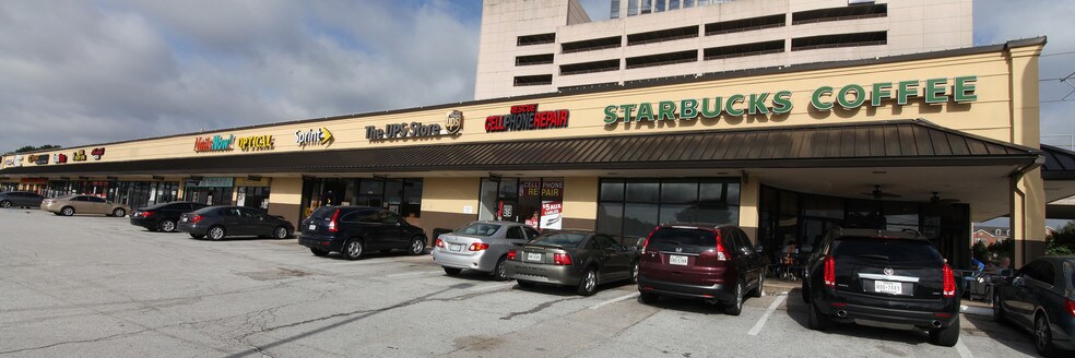 More Photos Of 6103-6123 Greenville Ave, Dallas Storefront For Lease