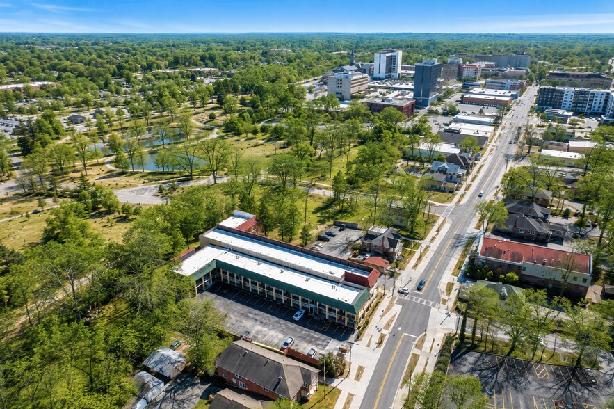 More Photos Of 917 Church St, Decatur Hotel For Sale