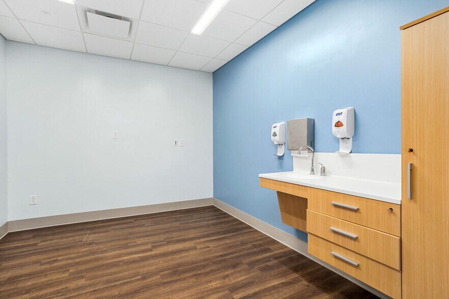 More Photos Of 4359 Greco Dr, San Antonio Medical For Sale