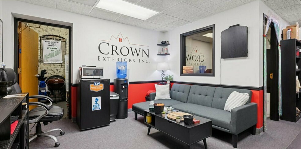 More Photos Of 113 N Genoa St, Genoa Office For Sale