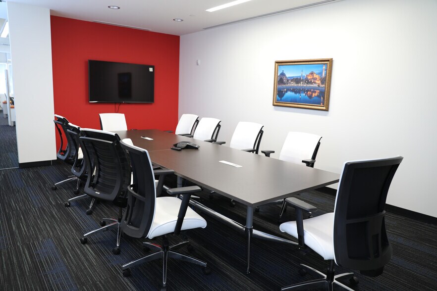 More Photos Of 1 Ebix Way, Duluth Office For Sale