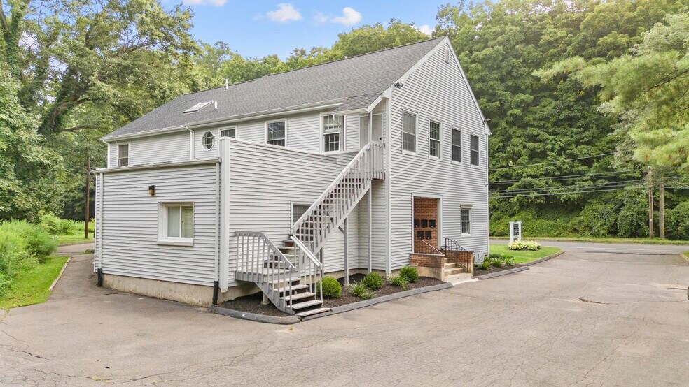 More Photos Of 276 Main St, Farmington Medical For Sale