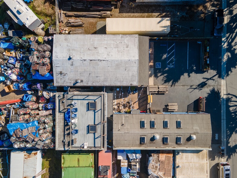 More Photos Of 313-323 Princeton Ave, Half Moon Bay Service For Sale