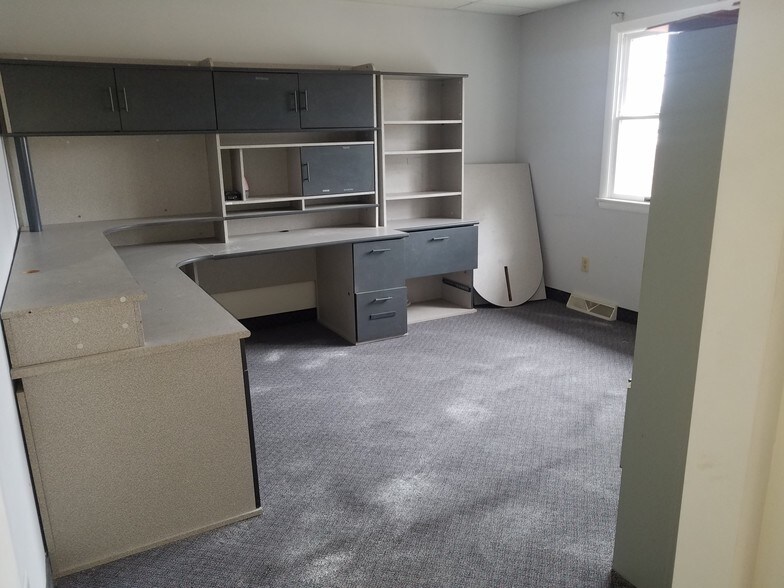 More Photos Of 1-21 Carroll Ave, Pennsville Coworking Space