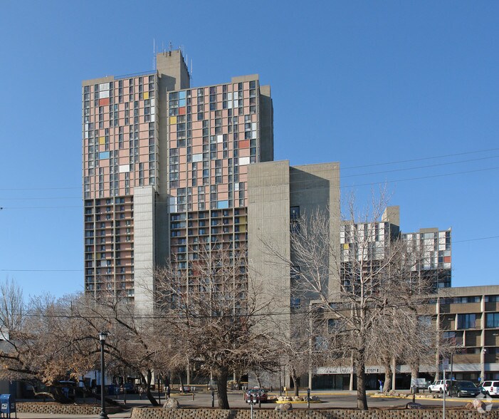More Photos Of 1524 6th St, Minneapolis Apartments For Lease
