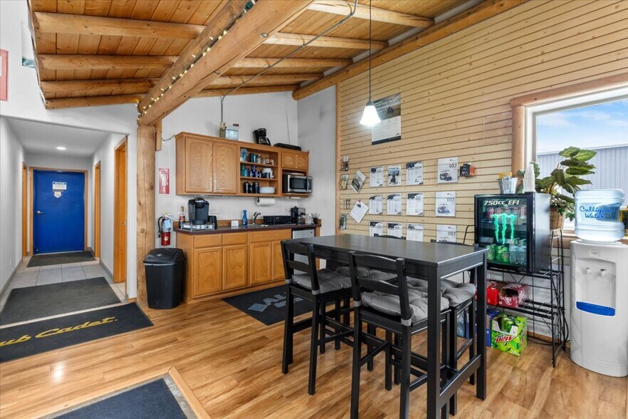 More Photos Of 11494 N Warren St, Hayden Freestanding For Sale