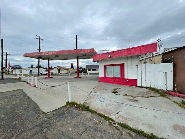 More Photos Of 1060 N Golden State Blvd, Turlock Office For Sale