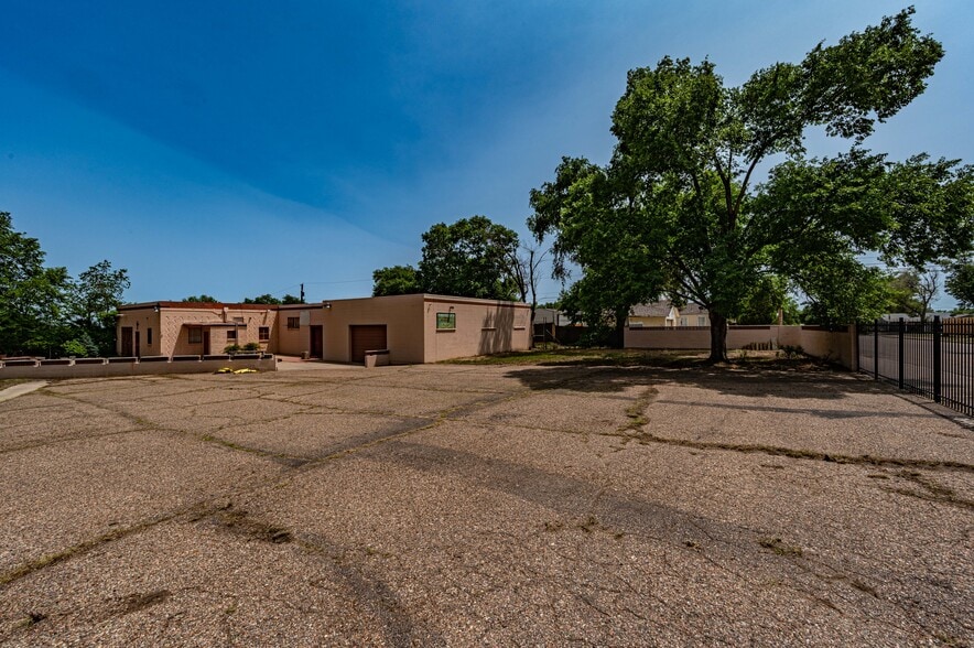 More Photos Of 1610 N Salem Ave, Pueblo Storefront Retail Residential For Sale