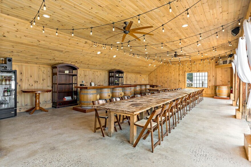 More Photos Of 115 Cow Hill Rd, Clinton Winery Vineyard For Sale