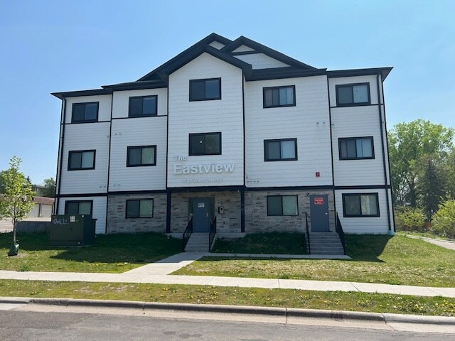 More Photos Of 1922 Wilson Ave, Saint Paul Apartments For Sale