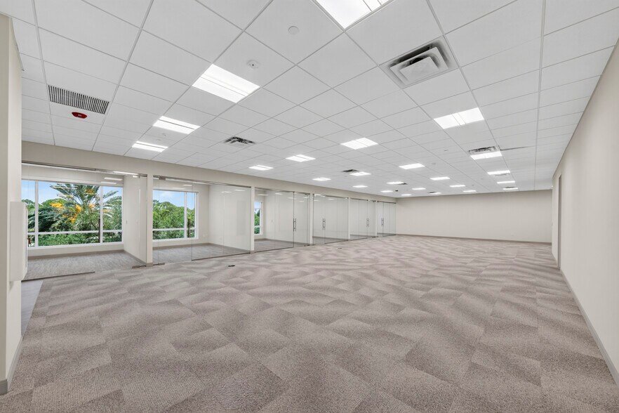 More Photos Of 6600 N Military Trl, Boca Raton Unknown For Lease