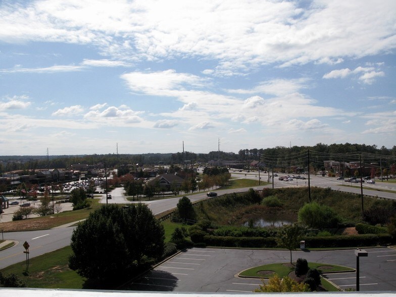 More Photos Of 970 Peachtree Industrial Blvd, Suwanee Office Residential For Lease