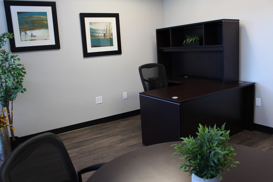 More Photos Of 250 International Pky, Lake Mary Office For Lease