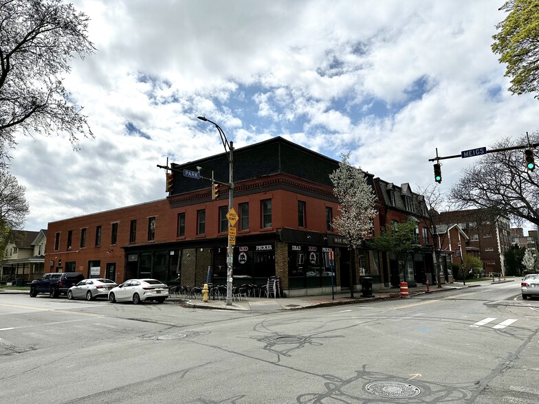 Primary Photo Of 121 Park Ave, Rochester Storefront Retail Office For Lease