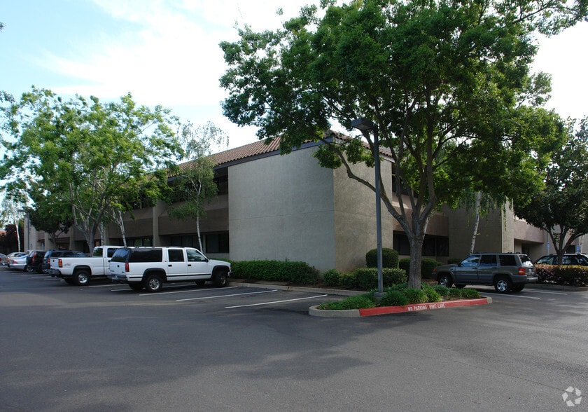 More Photos Of 9727 Elk Grove Florin Rd, Elk Grove Office For Lease