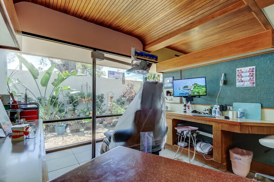 More Photos Of 7603 Seminole Blvd, Seminole Medical For Sale