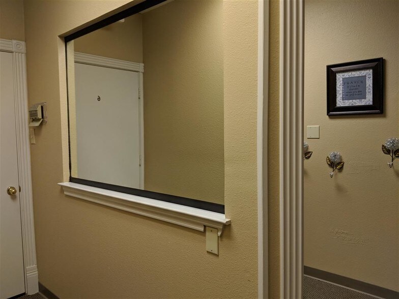 More Photos Of 6407 Colleyville Blvd, Colleyville Medical For Lease